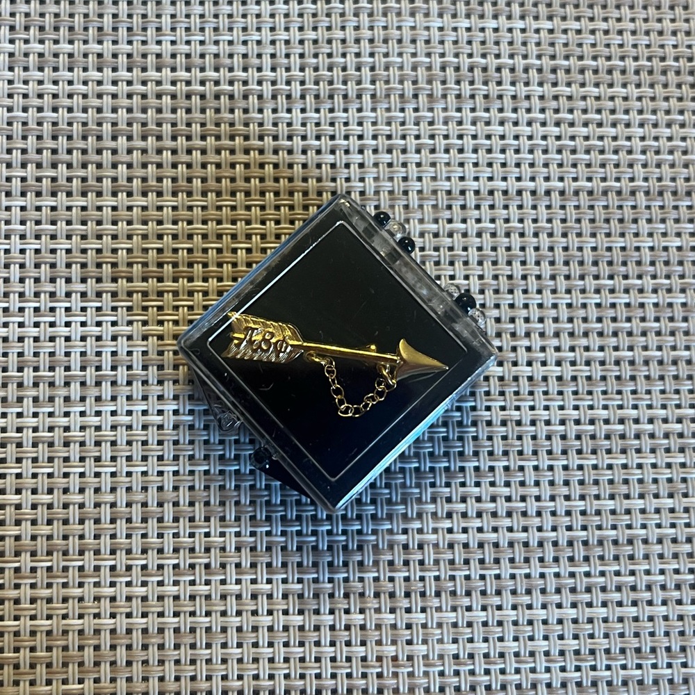 PI BETA PHI ARROW PIN GOLD FILLED